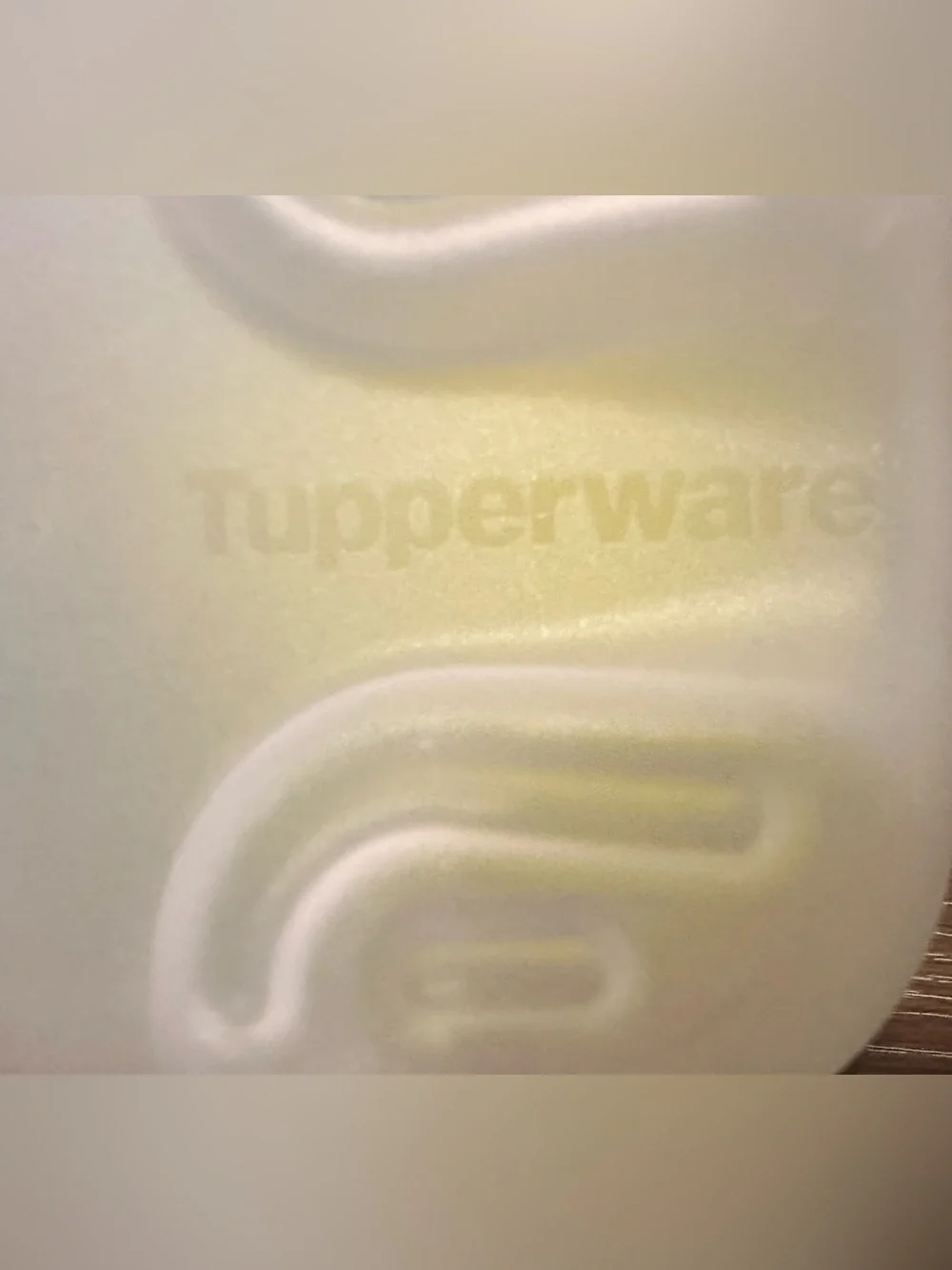 TUPPERWARE